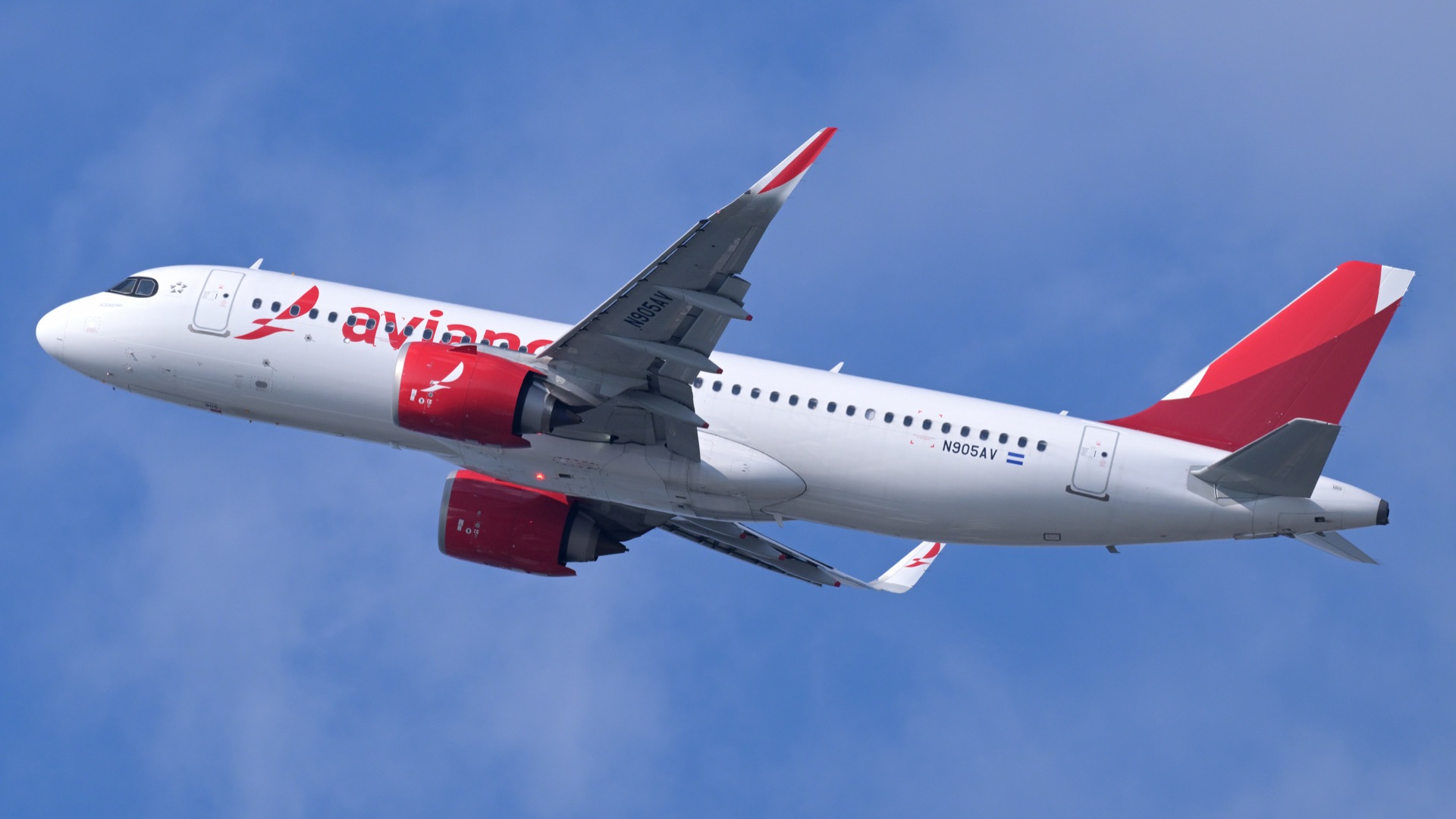 Avianca El Salvador aircraft