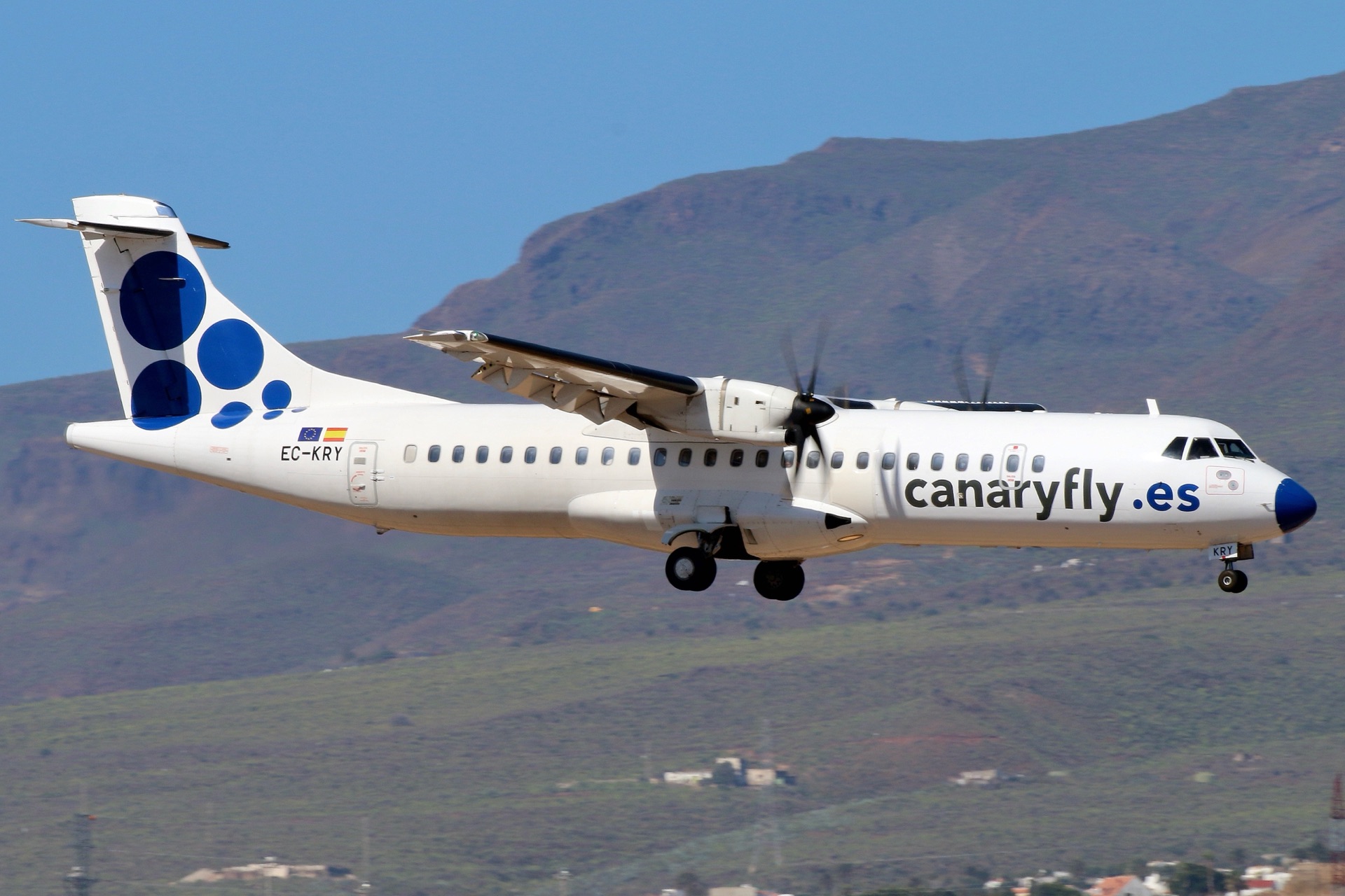 Canaryfly aircraft
