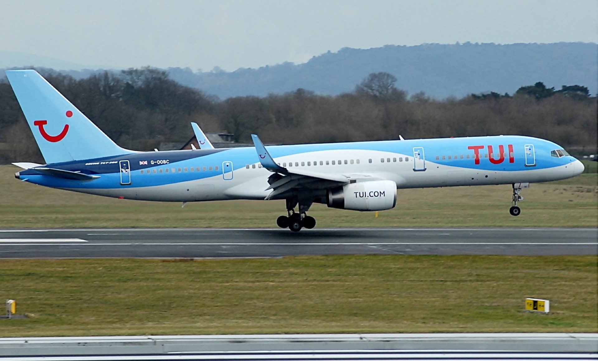 TUI Airways aircraft