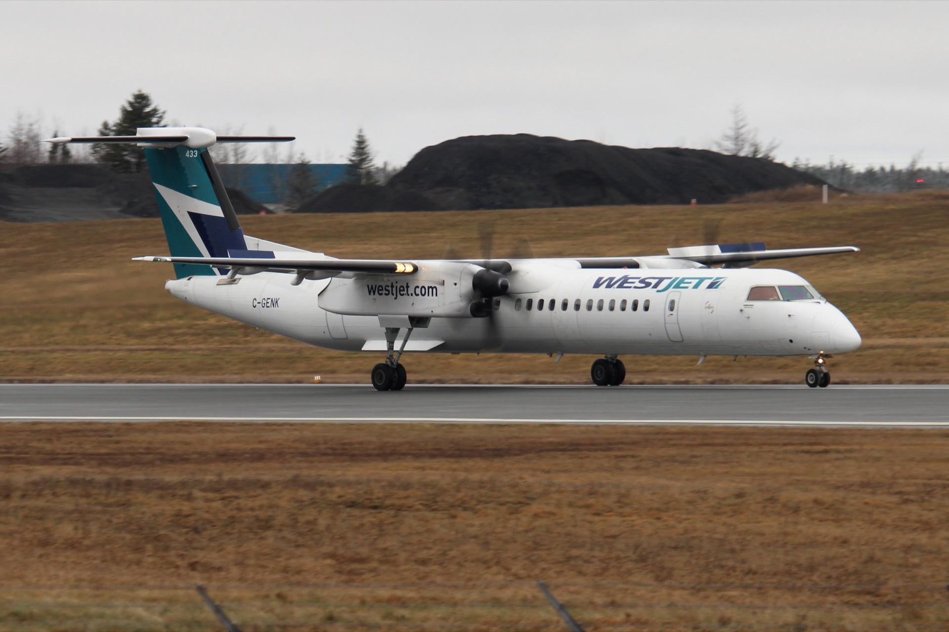 WestJet Encore aircraft