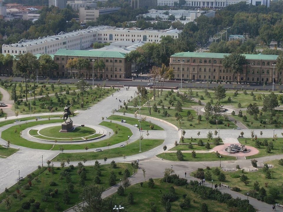 Amir Timur Square