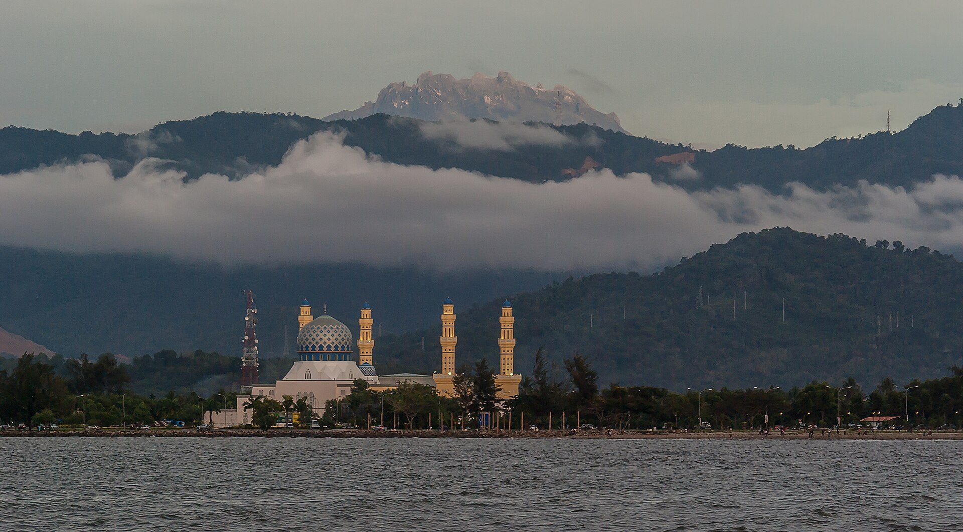 Kota Kinabalu City Mosque 0019, Kota Kinabalu — flights from Kuala Lumpur to Kota-Kinabalu