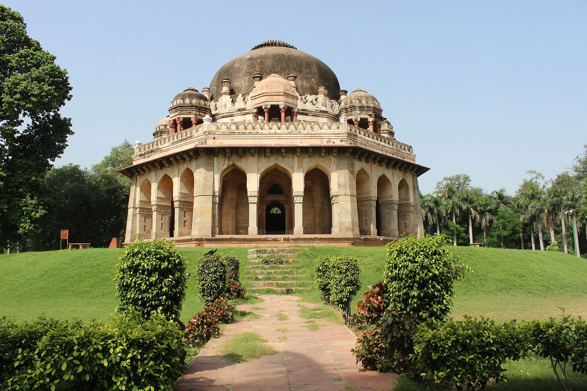 Lodhi Garden, New Delhi. taken by Anita Mishra, New Delhi — flights from Istanbul to New Delhi
