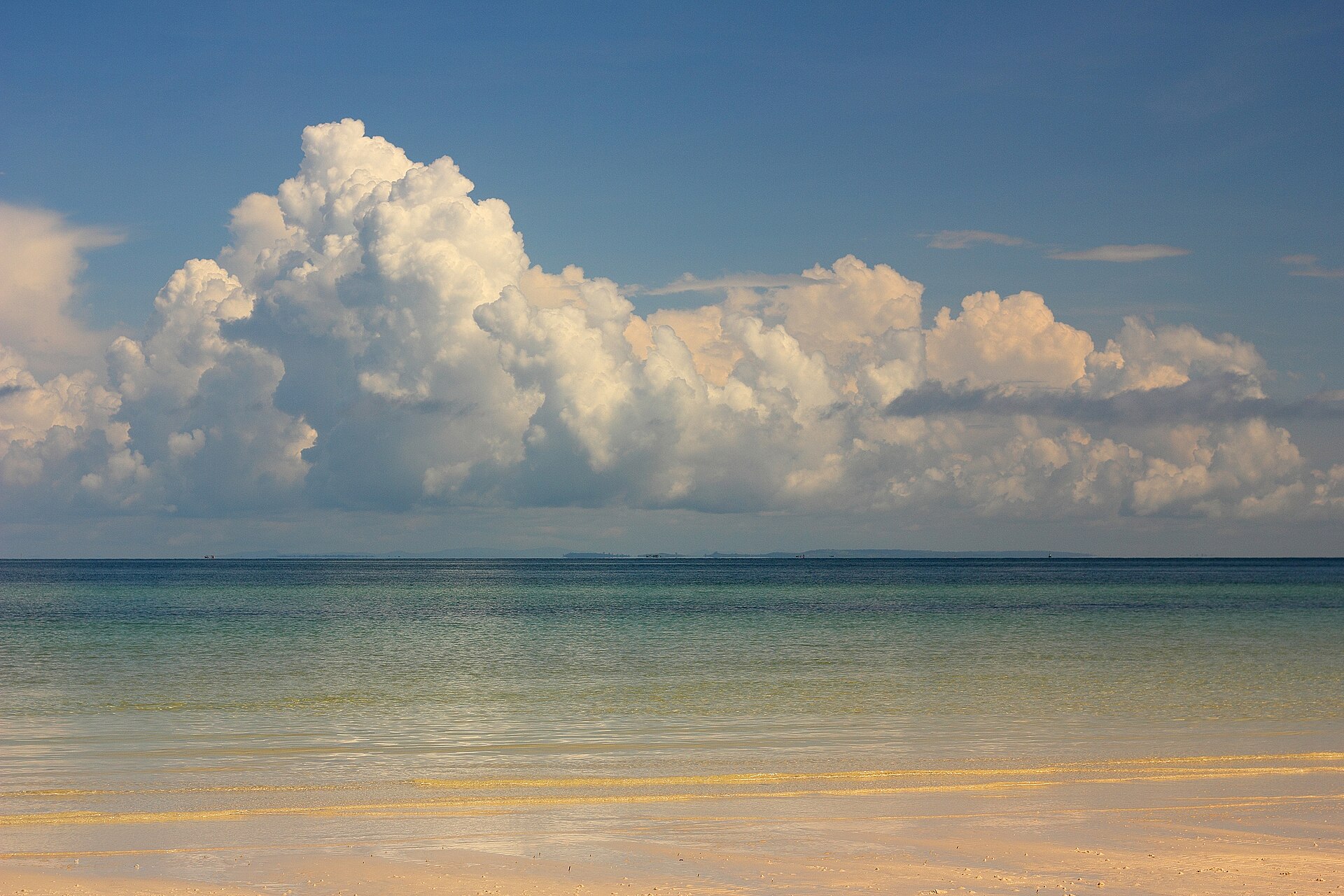 Sihanoukville - Samdech Hun Sen beach, Sihanoukville — flights from Kuala Lumpur to Sihanoukville
